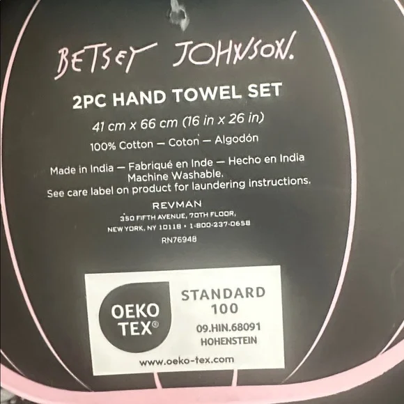 Betsey Johnson Black and White Spiderweb Hand Towel Set with Pink Hearts - Picture 3 of 3